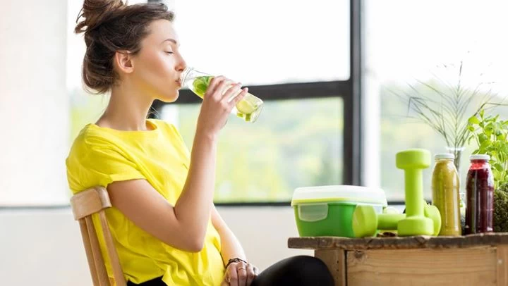 Ο θαυματουργός χυμός που θα σε βοηθήσει να χάσεις 4 κιλά σε 2 μέρες!